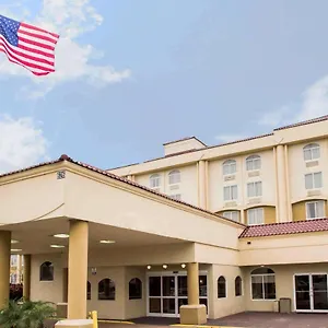 ** Hotel Quality & Winter Park Village Area Estados Unidos